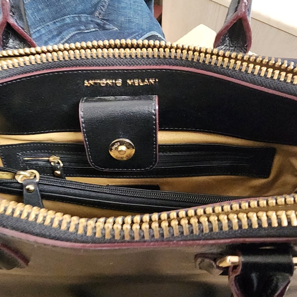 Antonio Melani black leather handbag - Picture 9 of 10